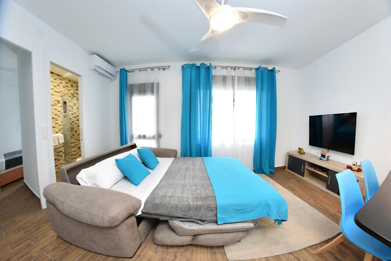 Zenbeach 1A Playa Carihuela 토레몰리노스 외부 사진